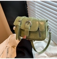 Borsa a tracolla verde chiaro in pelle PU con doppia fibbia vintage e zip in metallo - Verde