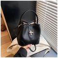 Elegant black lychee grain leather bucket bag with gold lock and top handle for women - One Size / Black