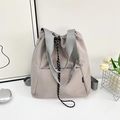Multifunktionaler taupefarbener Tunnelzug-Rucksack aus wasserabweisendem Nylon-Gewebe - Grau