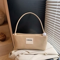 Bolso de hombro rectangular minimalista en beige crema de cuero PU con logo KOBNANA - Caqui