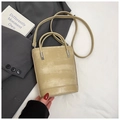 Sac seau beige texturé élégant avec deux poignées fines et bandoulière réglable assortie - Sans pendentif / Kaki