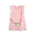 Roze katoenen jurk voor meisjes met ruchesmouwen en trompe-l'oeil tasprint - 6 jaar (120cm) / Roze trompe-l'œil crossbody tasprintontwerp (1694)