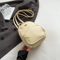 Petit sac à dos blanc crème en cuir grainé pour un style estival décontracté - Jaune sans pendentif