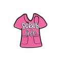 Emaille-Pin in Rosa mit Scrub Life Design und Stethoskop-Muster auf weißem Grund - Rosa Scrub Muster (QHXZ2082)