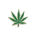 Spilla creativa in smalto con foglia di cannabis verde e oro per vestiti e zaini - Stile Foglia di Pianta Verde (QHXZ2720)