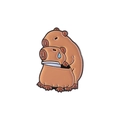 Lustiger Wasserschwein-Emaille-Anstecker mit Capybara-Motiv auf weißem Hintergrund - Humorvolles Wasserschwein mit Messer (QHXZ3276)