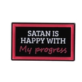 Emaille-Anstecknadel mit Spruch 'Satan Is Happy With My Progress' in Schwarz und Rot - Satan Is Happy With My Progress (QHXZ4248)