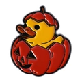 Broche de canard d'Halloween dans une citrouille rouge, émail jaune et bords métalliques - Canard Style Citrouille (QHXZ4752)
