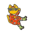 Süße Emaille-Katzenbrosche mit gelber Cartoon-Katze auf grünem Skateboard - Skaten Orange Katze im Blumenanzug Stil(QHXZ4994)