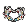 Broche de manos de esqueleto en forma de corazón con gemas de colores y estilo navideño - Estilo de Mano de Corazón de Esqueleto con Luces (QHXZ5032)