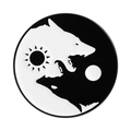 Yin Yang wolf emaille speld badge met maan en zon symbolen in zwart en wit - Yin Yang Wolf Stijl (QHXZ5022)