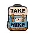 Spilla in smalto a forma di zaino con scritta 'TAKE a HIKE' per escursionisti - Stile Zaino da Trekking (QHXZ5069)