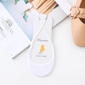Calcetines invisibles de algodón blanco para mujer con revista de moda y zapatos planos - Talla única / Blanco