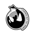 Pin de esmalte de orca con eslogan 'THANKS BUT NO TANKS' en acabado blanco y negro - Estilo de Eslogan Ecológico de Orca (QHXZ5641)