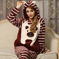 Burgunder gestreifter Flanell-Pyjama für Damen mit Bärenmotiv und Kapuze mit Ohren - Damen M / Bärenstreifen (2566)