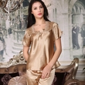 Set pigiama in raso color oro champagne da donna con pizzo e fiocchetto - L / Caffè Chiaro