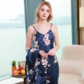 Pigiama 3 pezzi in seta blu navy con canotta, pantaloni e vestaglia a fiori - L / Fiori Rosa Blu Navy