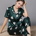 Kurzärmeliges Seiden-Pyjama-Set in Dunkelgrün mit weißen Erdbeerdrucken und langer Hose - M / Grüne Erdbeere