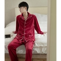 Pijama de terciopelo rojo para hombre con manga larga y ribetes blancos - L / Rojo Vino Hombres