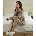 Women's camel fleece pajama set with long sleeves and black piping detail for winter - Beige (Women)