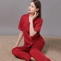 Set pigiama in raso rosso scuro per uomo e donna con camicia corta e pantaloni - M / Rosso (Donne)