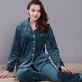 Pyjama femme en velours bleu sarcelle foncé avec texture gaufrée et liseré doré - M / Bleu Lac - Femmes