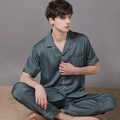 Pyjama en soie gris foncé pour hommes avec manches courtes, pantalon long et liseré doré - Bleu Armée (Hommes)