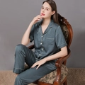 Pyjama femme gris foncé en soie avec manches courtes et texture jacquard élégante - Bleu Armée (Femmes)