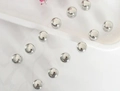 Polished silver magnetic clip for scarves with a glossy mirror finish and minimalist design - Silver