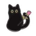 Broche chat noir en émail avec rose rose, accessoire de bijoux créatif en alliage de zinc - Chat à la Queue Enroulant une Rose Rose (XZ8371)