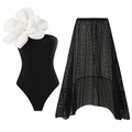 Costume monospalla nero con grande fiore 3D bianco e gonna in pizzo asimmetrica set - S / Costume Intero Nero E Gonna In Pizzo