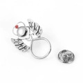 Broche porte-lunettes infirmière ange argentée avec croix rouge et ailes - Chapeau d'Infirmière Ailes Argent