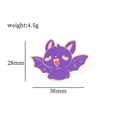 Spilla smaltata gatto pipistrello viola con occhi a cuore dorati e dimensioni - Pipistrello Viola (XZ3020-10)