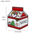 Weihnachtliche Milchbox Emaille-Anstecknadel mit Weihnachtsmann- und Baum-Motiven in Rot - Weihnachtsthema (XZ3093-1)