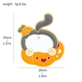 Emaille pin van kitten in pompoen, gewicht 5g, hoogte 35mm en breedte 28mm - Kat in Pompoenstaart Stijl (XZ3020-14)