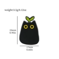 Spilla smaltata con gatto nero carino e un germoglio verde sulla testa - Xz2053