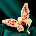 Eleganter Schmetterlingsbrosche aus Gold mit roten Kristallen, Zirkon und Perle - Rubin Schmetterling Perle Stil (B153)