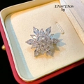 Eleganter Vintage Emaille Lotus Blumenbrosche mit Kristallpetalen und Silberbasis - Silberne Schneeflockenblume (D051 Silber)