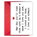 Dettaglio di un grande biglietto di San Valentino bianco e busta rossa con testo dattiloscritto - Stile Nota d'Amore con Macchina da Scrivere Retrò (T020401092)