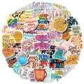 Gros plan de stickers en vinyle imperméables avec citations positives et motifs colorés - Style de Texte Inspirant