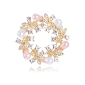 Eleganter Gold-Blütenkranz-Brosche mit rosa und weißen Perlen und Zirkonia-Verzierungen - Gold mit Rosa-weißer Perle