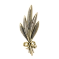 Dettaglio spilla a spiga di grano dorata con zirconi incastonati e fiocco elegante - Oro e Zirconia Grigia (FG-5014A)