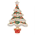 Gouden kerstboom broche met rode, groene en witte strassteentjes en een ster aan de top - Kerstboomstijl (B190-A)