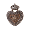 Vintage hart kroon broche met strassteentjes en ster detail op witte achtergrond - Antiekgoud Kroon Hart (C624-A)