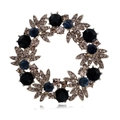 Eleganter silberner Kranz-Brosche mit blauen und rauchbraunen Strasssteinen besetzt - Dunkelblau & Champagner Stil (B281-A)