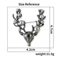 Size details for the Christmas elk brooch with grey pearls measuring 4.7cm by 4.2cm - Gunmetal Black (XZ25283)