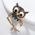 Luxurious gold-tone owl brooch with sparkling rhinestones and black gem eyes - Black White Gray Style (XZ030)