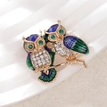 Broche élégante double hibou bleu et vert avec strass et détails en cristal brillant - Style Bleu Vert (XZ24145)