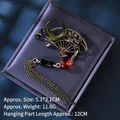 Brosche im neuen chinesischen Stil mit grünem Jadeglas und Quaste auf Schmuckschachtel - Mondsichel Jadeimitat Fächer Stil (XZ24210)