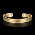 18K vergoldetes Magnetarmband für Damen mit graviertem Rautenmuster und offenem Design - Maschennetz / Gold